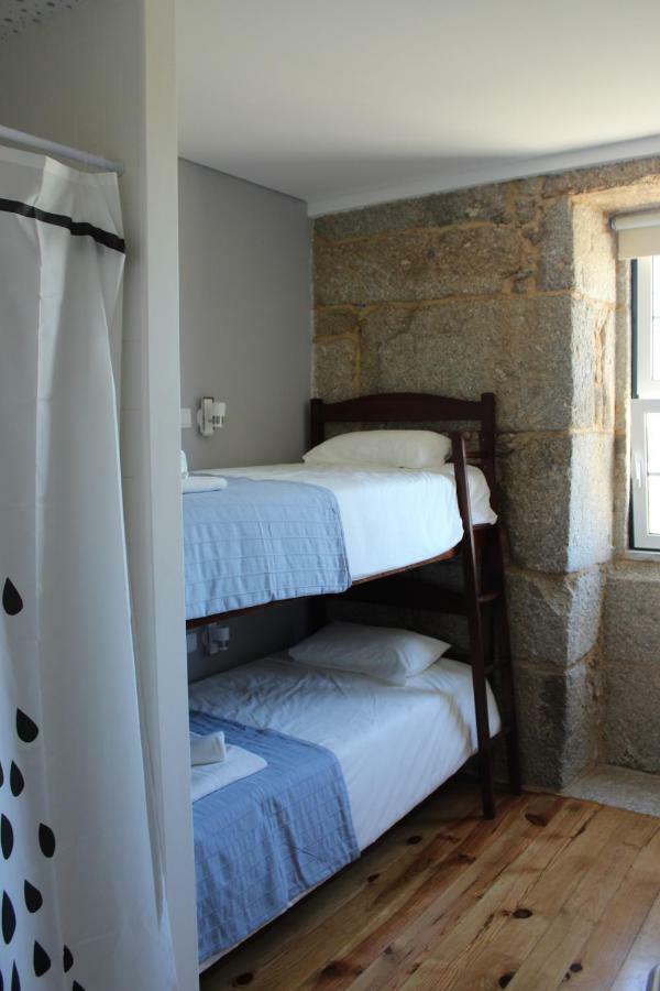 Hostel Casa Do Pinheiro Lagares da Beira Exteriör bild